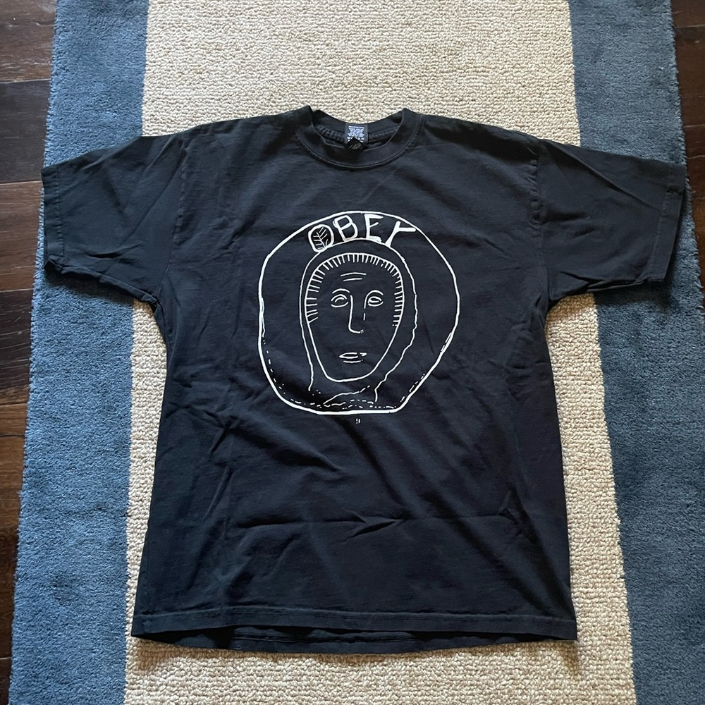 HEAVYWEIGHT VINTAGE OBEY SHIRT